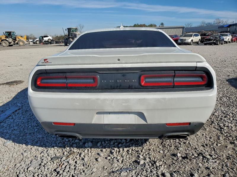 Photo 6 from auction – 2019 DODGE CHALLENGER with VIN 2C3CDZBTXKH752255