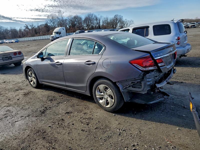 Photo 2 from auction – 2015 HONDA CIVIC LX with VIN 19XFB2F51FE232531