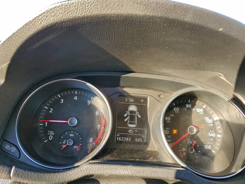 Photo 9 from auction – 2018 VOLKSWAGEN PASSAT with VIN 1VWAA7A32JC025479