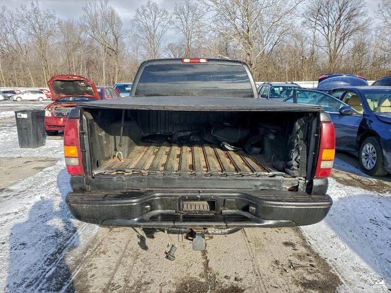 Photo 6 from auction – 2003 GMC NEW SIERRA with VIN 1GTEK19V33E372525