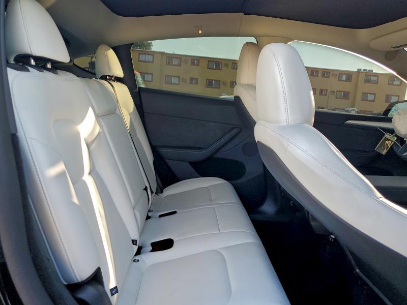 Photo 11 from auction – 2025 TESLA MODEL Y with VIN 7SAYGDEE6SA366852