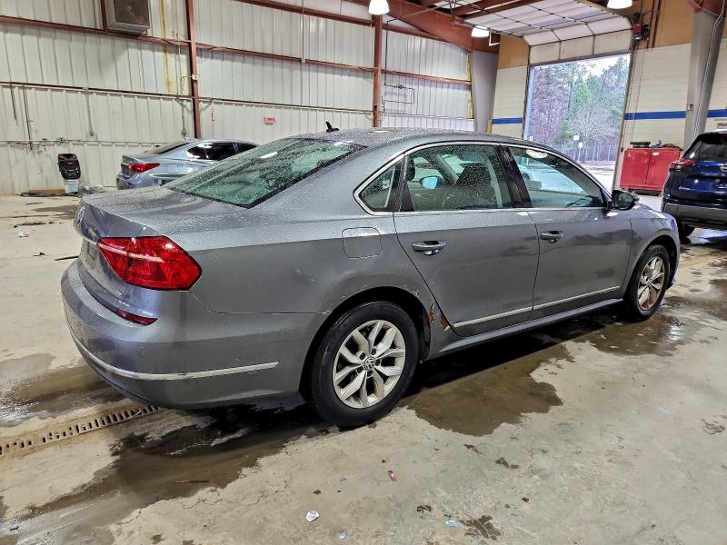 Photo 3 from auction – 2016 VOLKSWAGEN PASSAT S with VIN 1VWAT7A3XGC024177