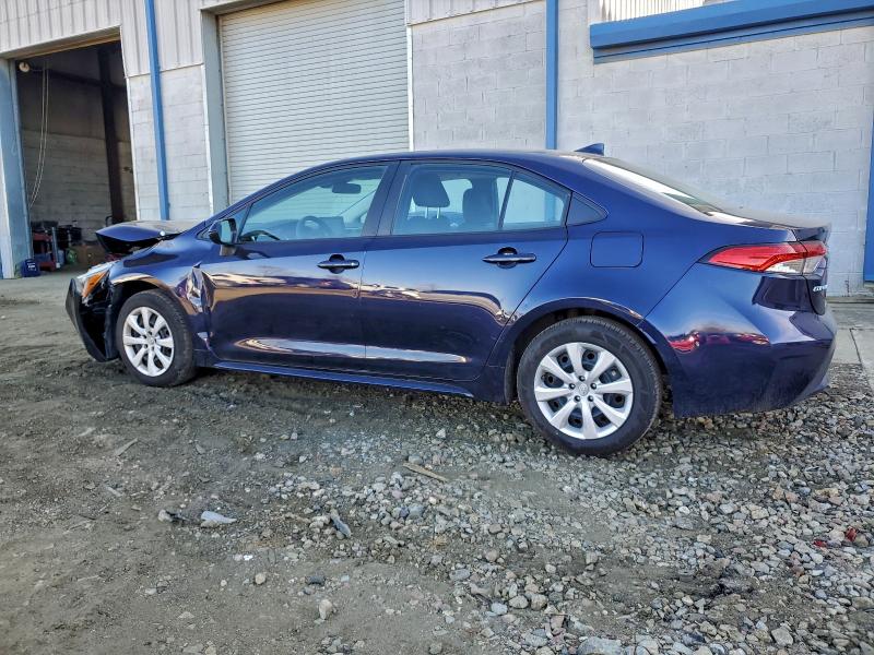 Photo 2 from auction – 2022 TOYOTA COROLLA LE with VIN 5YFEPMAE2NP338130