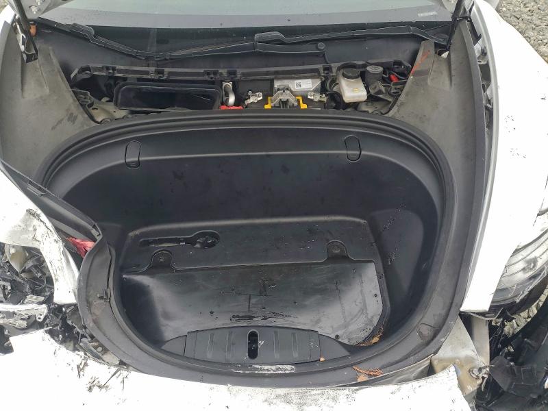 Photo 11 from auction – 2019 TESLA MODEL 3 with VIN 5YJ3E1EA7KF302668