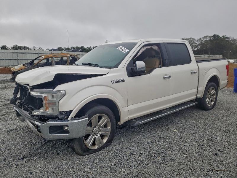 FORD F150 SUPER 2018 with VIN 1FTEW1CG0JFC09692 - Photo from auction