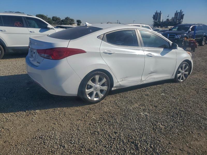 Photo 3 from auction – 2012 HYUNDAI ELANTRA with VIN 5NPDH4AEXCH084668