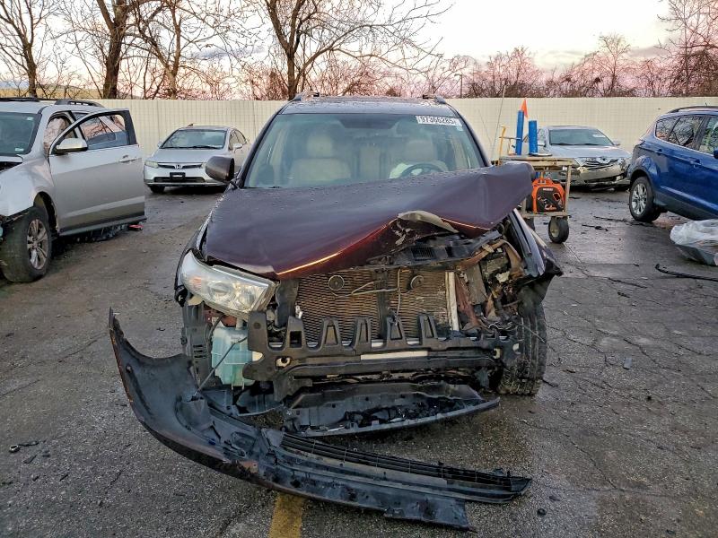 Photo 5 from auction – 2013 TOYOTA HIGHLANDER with VIN 5TDZK3EH2DS136473