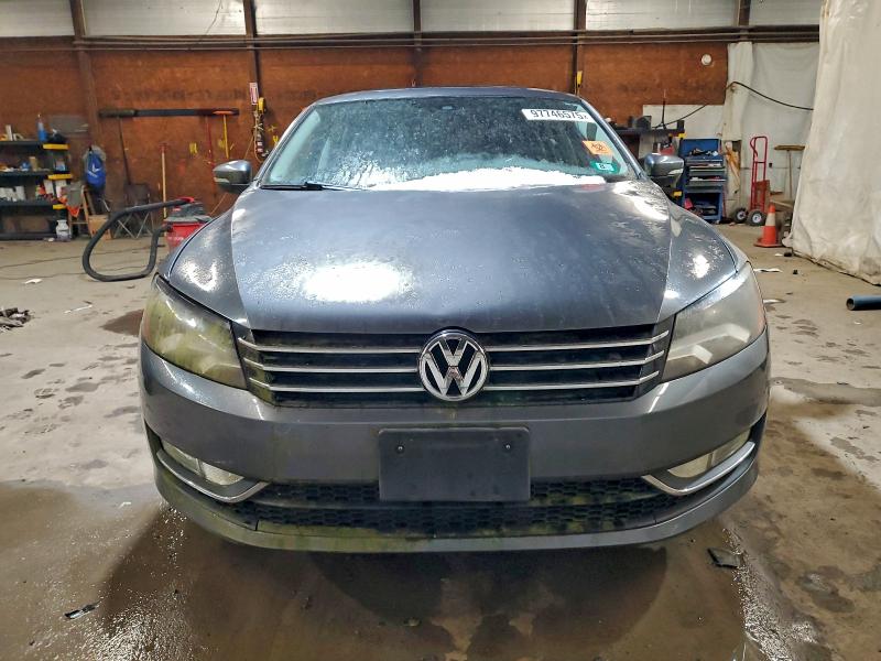 Photo 5 from auction – 2015 VOLKSWAGEN PASSAT SE with VIN 1VWBT7A32FC066779