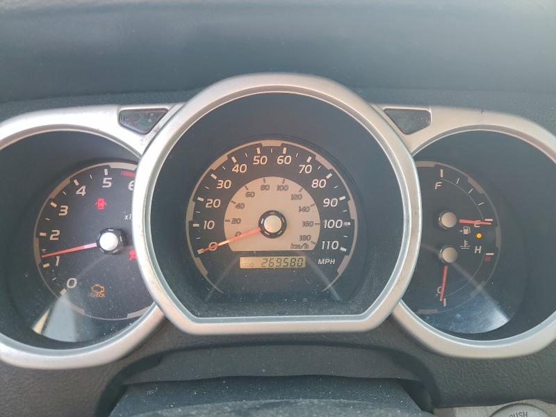 Photo 9 from auction – 2005 TOYOTA 4RUNNER SR with VIN JTEZU14RX50059795
