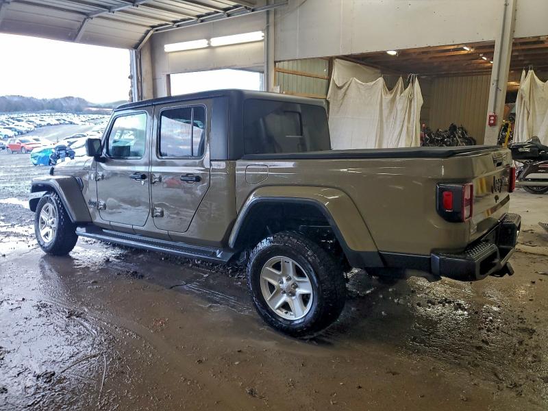 Photo 2 from auction – 2020 JEEP GLADIATOR with VIN 1C6HJTAG6LL211744