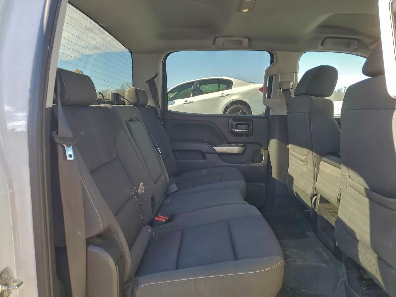 Photo 10 from auction – 2018 CHEVROLET SILVERADO with VIN 3GCUKREC9JG572233