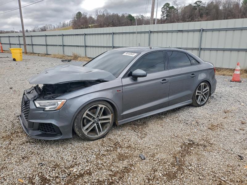 AUDI A3 PREMIUM 2018 مع رقم تعريف المركبة WAUJ8GFF2J1072019 - صورة من المزاد
