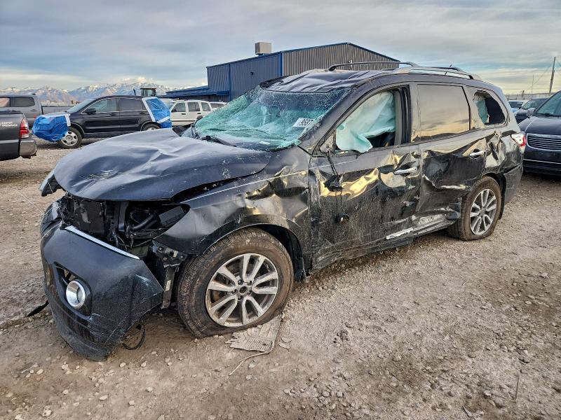 NISSAN PATHFINDER 2016 with VIN 5N1AR2MM0GC650258 - Photo from auction