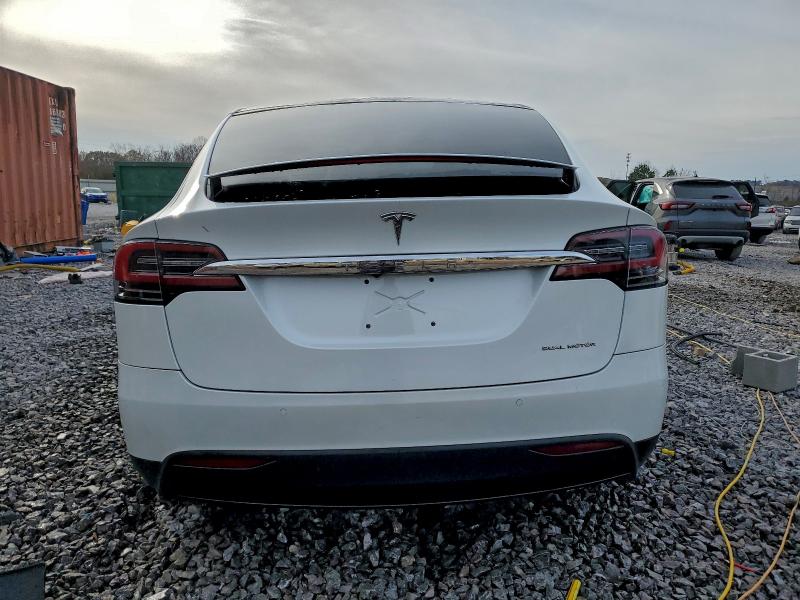 Photo 6 from auction – 2019 TESLA MODEL X with VIN 5YJXCAE2XKF182817