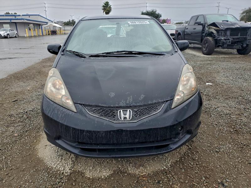 Photo 5 from auction – 2012 HONDA FIT with VIN JHMGE8H33CC001710