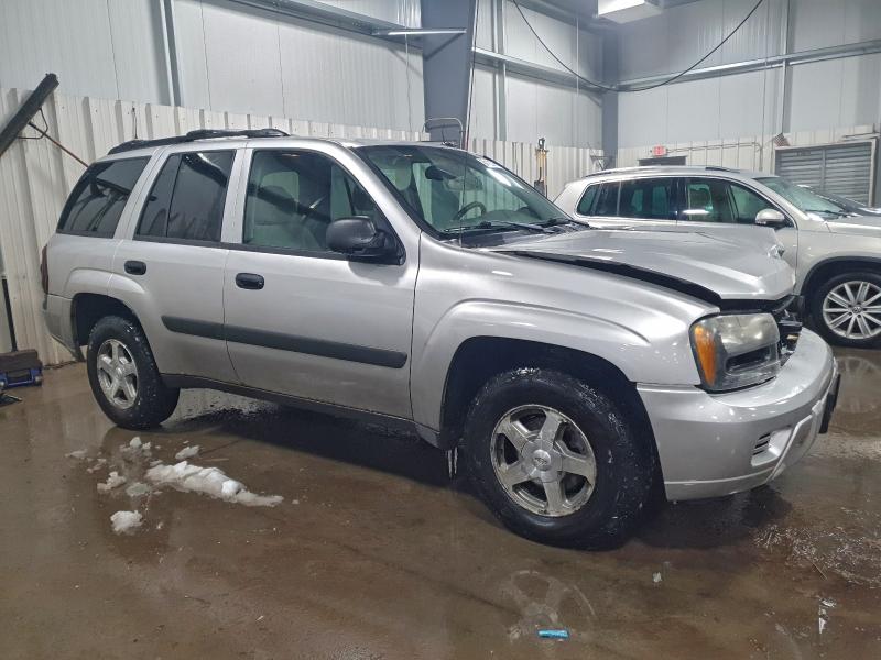 Photo 4 from auction – 2005 CHEVROLET TRAILBLAZE with VIN 1GNDT13S452309355