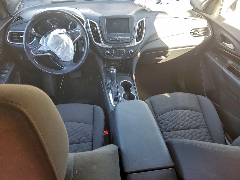 Photo 8 from auction – 2020 CHEVROLET EQUINOX LT with VIN 3GNAXJEV1LS526149