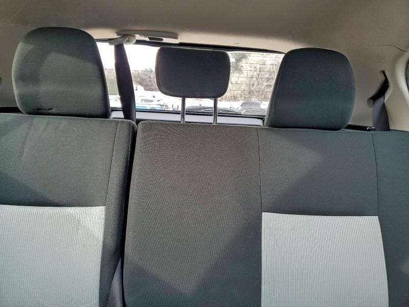 Photo 10 from auction – 2014 TOYOTA PRIUS C with VIN JTDKDTB33E1074827
