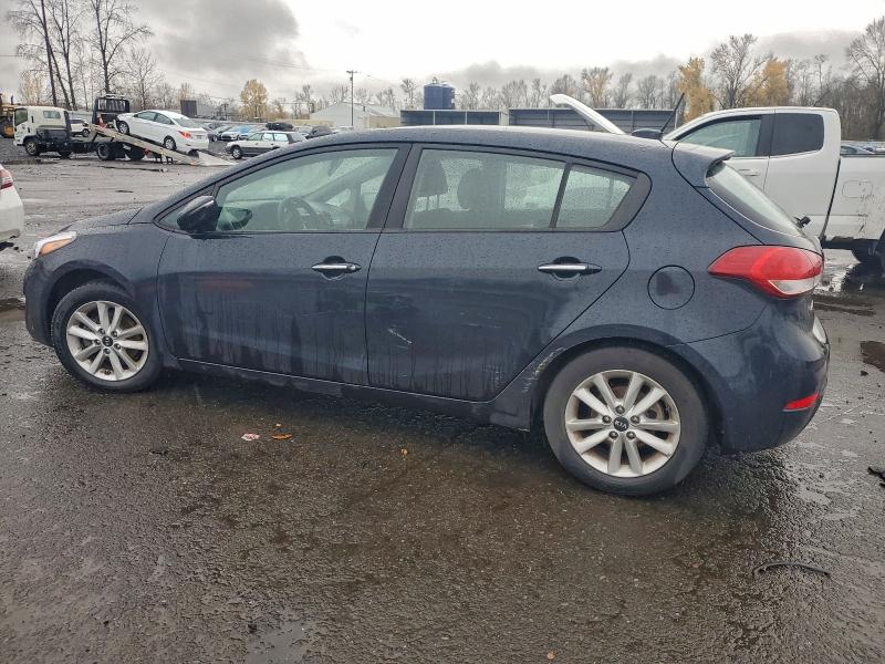 Photo 2 from auction – 2017 KIA FORTE with VIN KNAFK5A8XH5690230