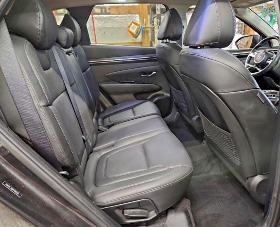Photo 11 from auction – 2023 HYUNDAI TUCSON LIM with VIN 5NMJECAE8PH207635