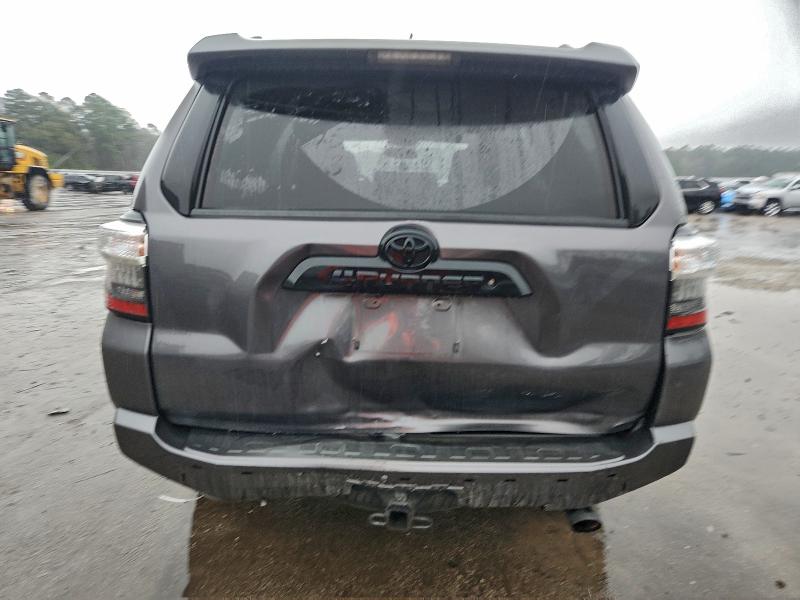 Photo 6 from auction – 2019 TOYOTA 4RUNNER with VIN JTEBU5JR4K5673950
