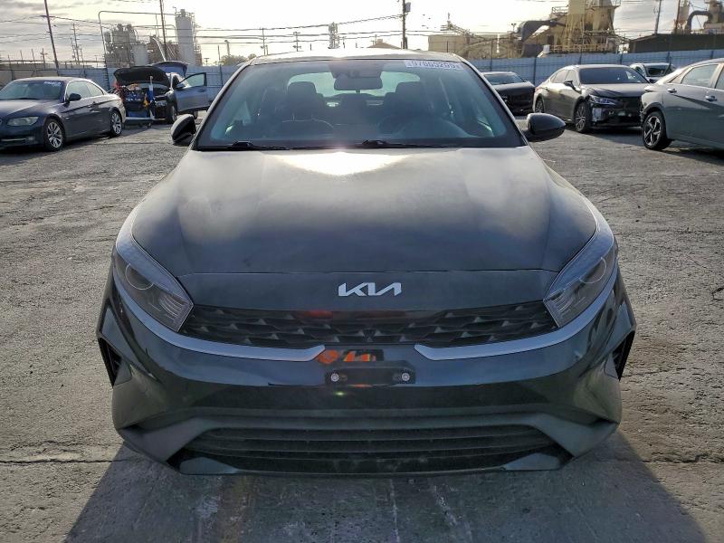 Photo 5 from auction – 2023 KIA FORTE with VIN 3KPF24AD1PE585055