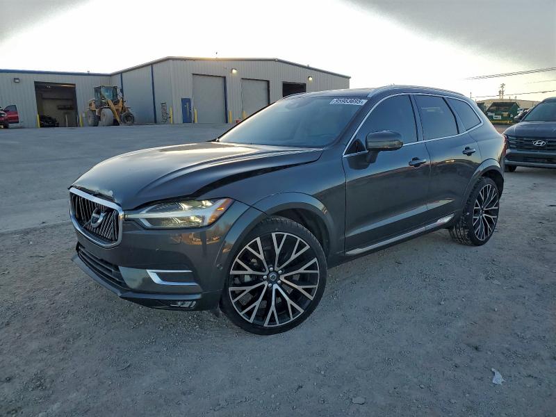 VOLVO XC60 2018 with VIN YV4102RL5J1036014 - Photo from auction