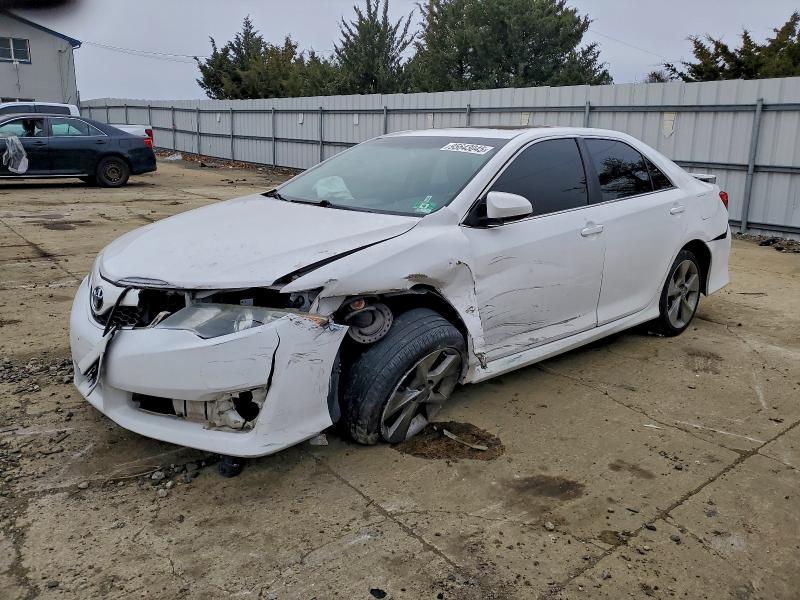TOYOTA CAMRY L 2014 with VIN 4T1BF1FK7EU460077 - Photo from auction