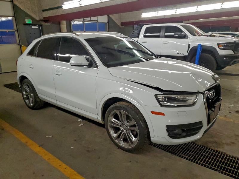 Photo 4 from auction – 2015 AUDI Q3 PRESTIG with VIN WA1GFCFS2FR008235