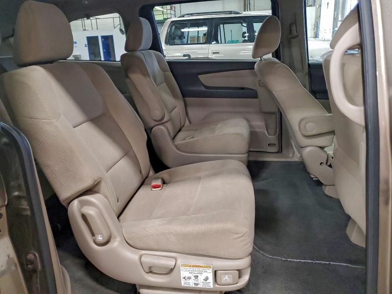 Photo 11 from auction – 2011 HONDA ODYSSEY LX with VIN 5FNRL5H2XBB021458
