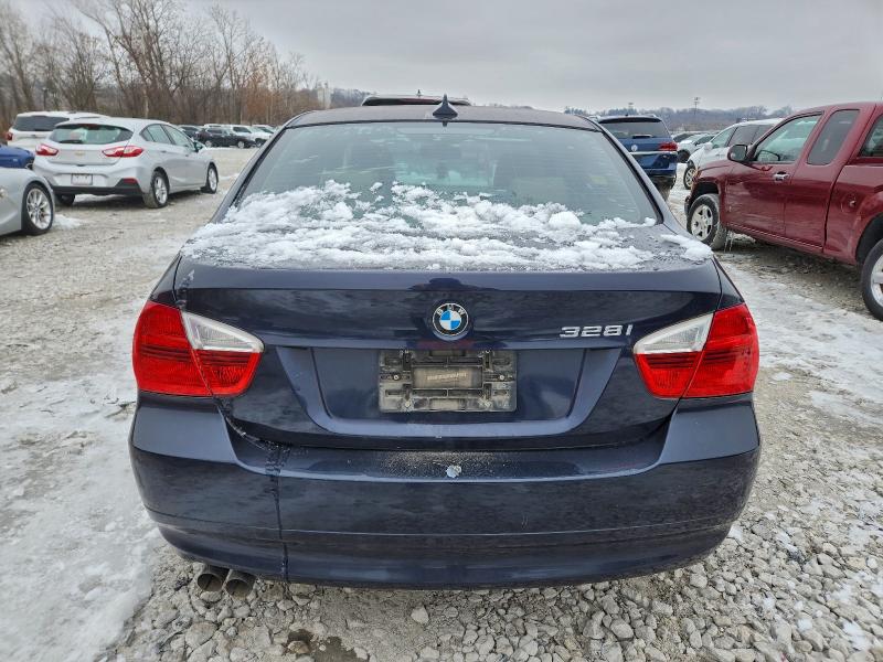 Photo 6 from auction – 2007 BMW 328 I with VIN WBAVA335X7KX80452