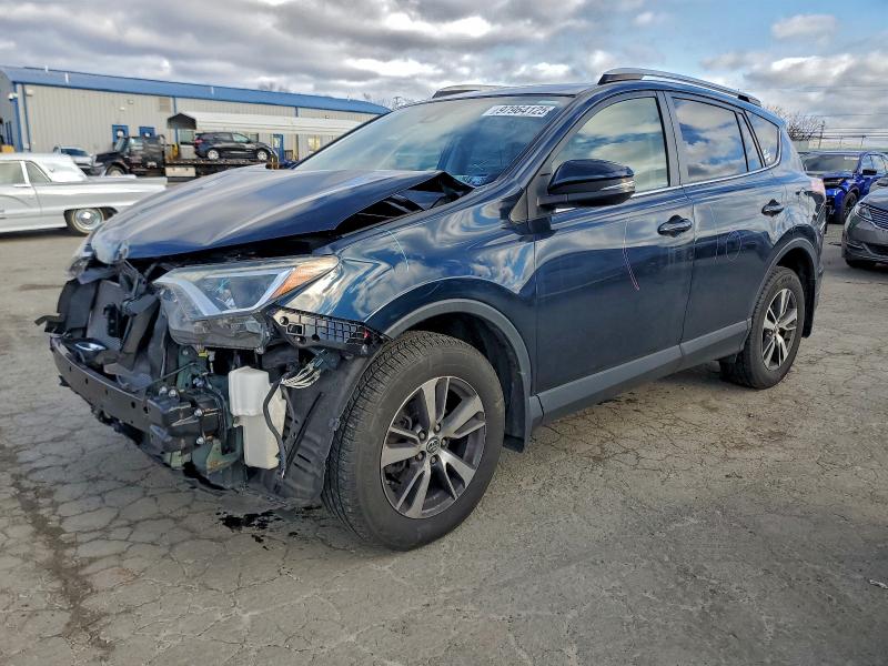 TOYOTA RAV4 XLE 2017 with VIN JTMRFREV4HJ113356 - Photo from auction