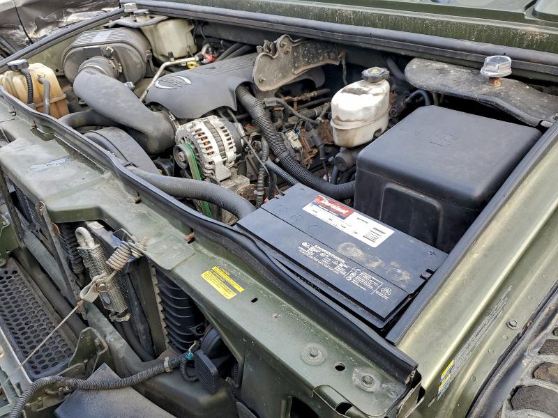 Photo 11 from auction – 2004 HUMMER H2 with VIN 5GRGN23U84H102789