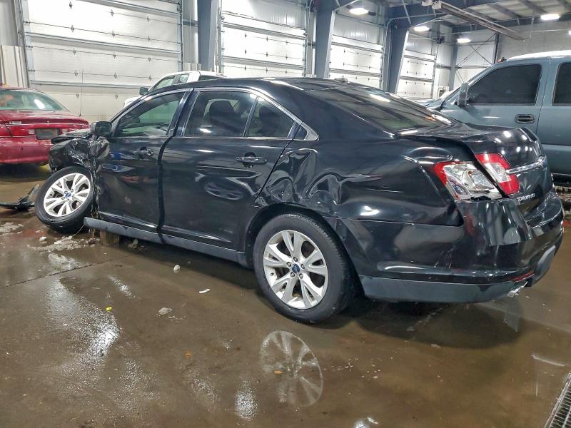 Photo 2 from auction – 2010 FORD TAURUS with VIN 1FAHP2HW4AG147844