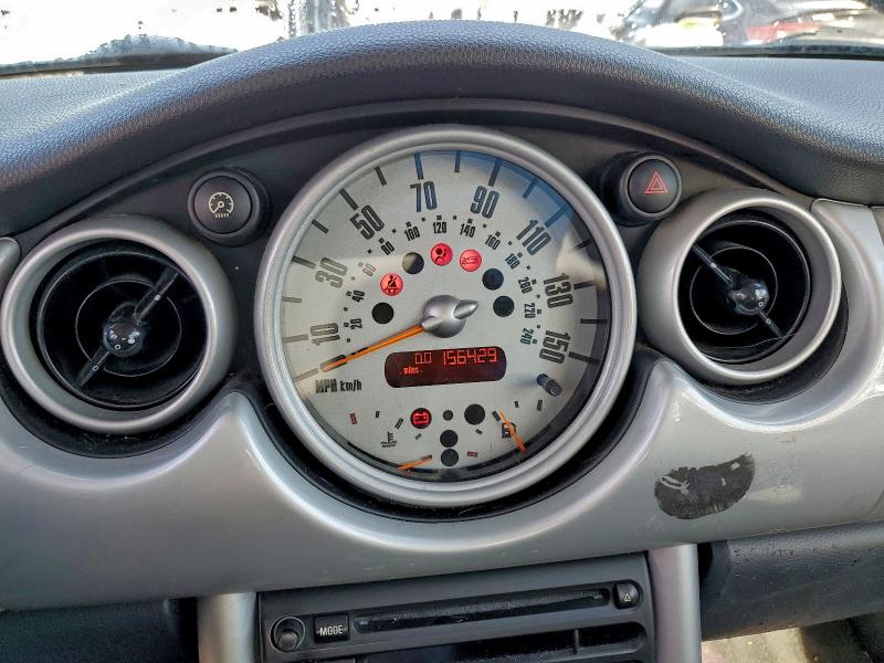 Photo 9 from auction – 2002 MINI COOPER with VIN WMWRC33482TC38159