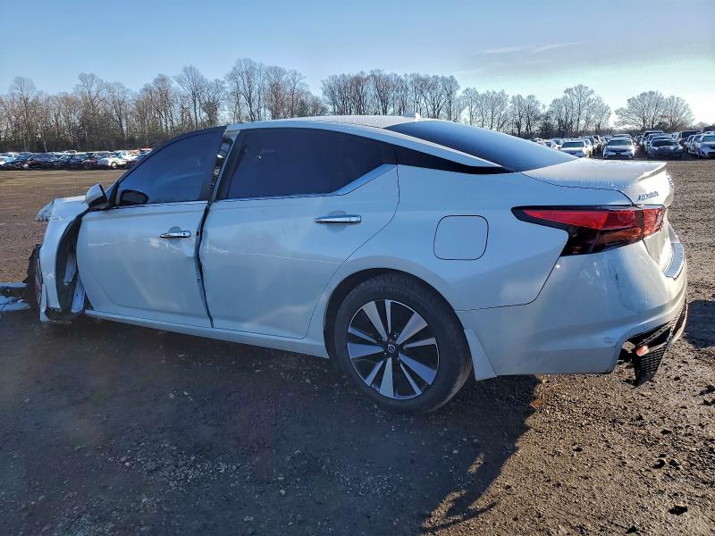 Photo 2 from auction – 2022 NISSAN ALTIMA SV with VIN 1N4BL4DV4NN378819