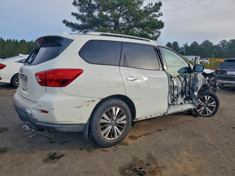 Photo 3 from auction – 2019 NISSAN PATHFINDER with VIN 5N1DR2MN8KC640298