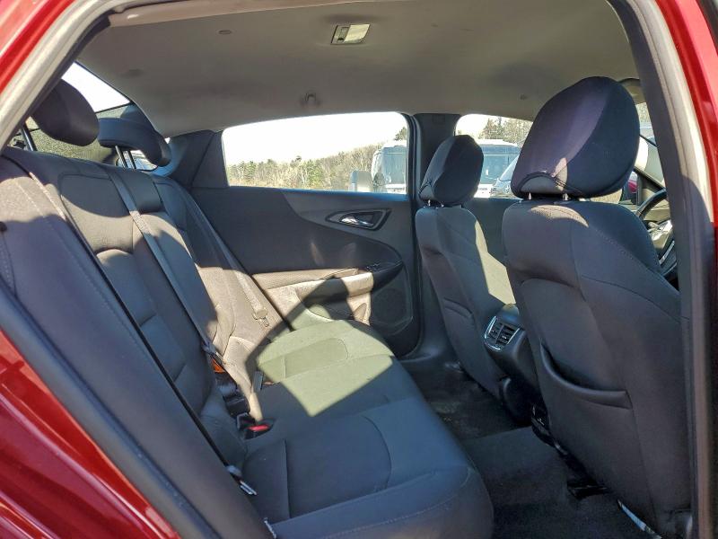 Photo 10 from auction – 2016 CHEVROLET MALIBU LT with VIN 1G1ZE5ST3GF325481