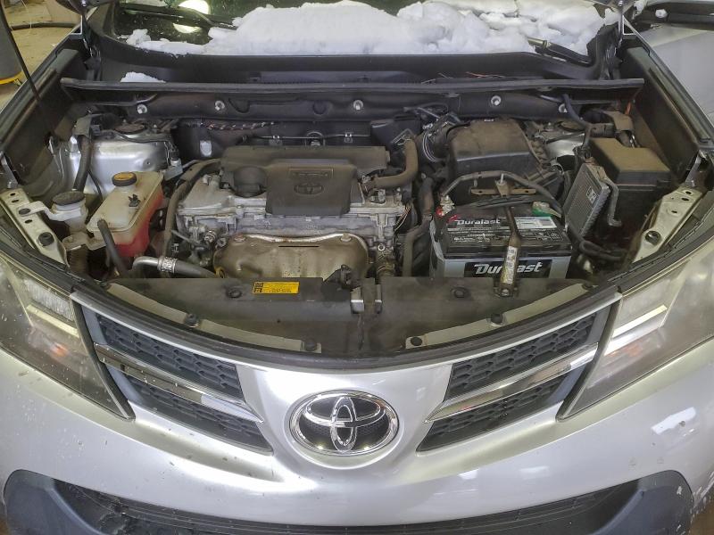 Photo 12 from auction – 2015 TOYOTA RAV4 LIMIT with VIN 2T3DFREV0FW270701