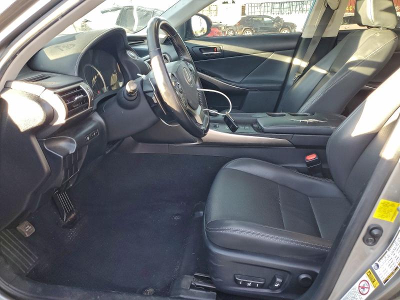 Photo 7 from auction – 2016 LEXUS IS 200T with VIN JTHBA1D2XG5029833