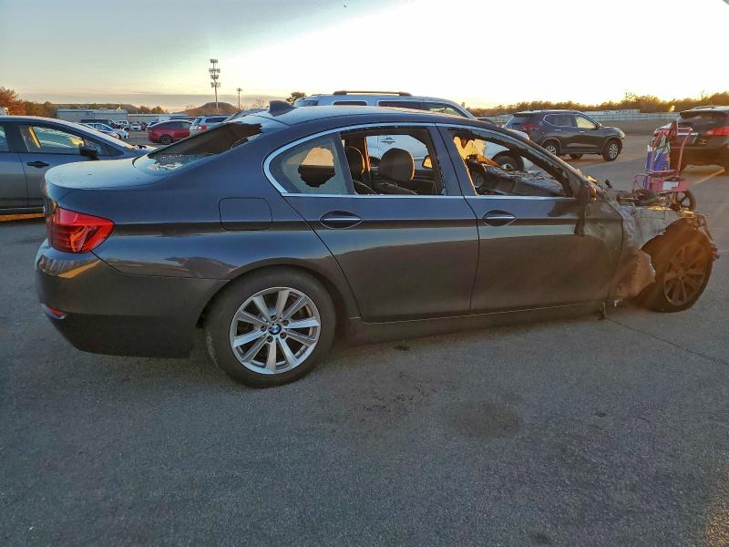 Photo 3 from auction – 2016 BMW 528 XI with VIN WBA5A7C59GG146611