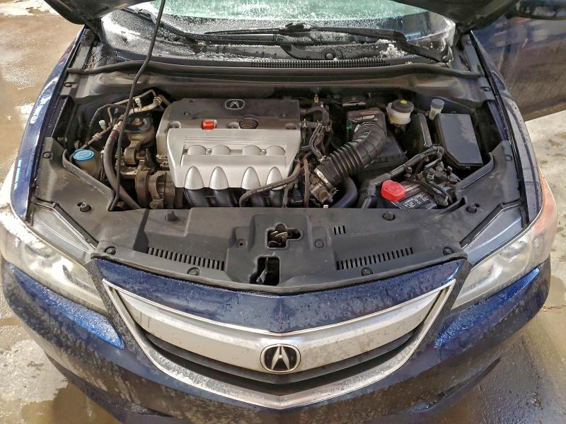 Photo 11 from auction – 2013 ACURA ILX 24 PRE with VIN 19VDE2E52DE400280