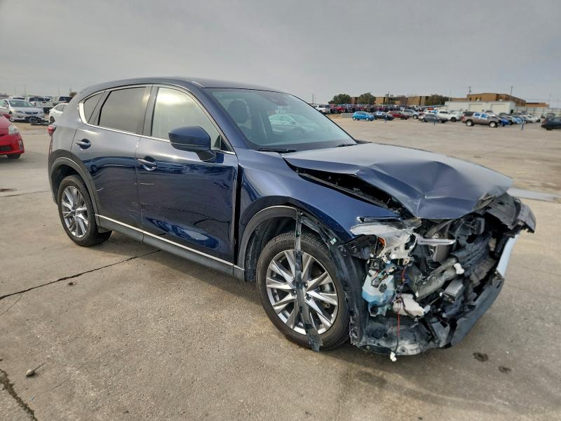 Photo 4 from auction – 2021 MAZDA CX-5 with VIN JM3KFBAY5M0328163