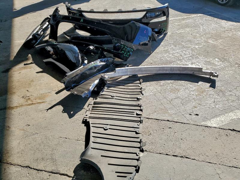 Photo 12 from auction – 2021 TESLA MODEL Y with VIN 5YJYGDEE8MF282387