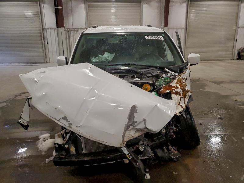 Photo 5 from auction – 2015 CHRYSLER TOWN & COU with VIN 2C4RC1BG5FR730404