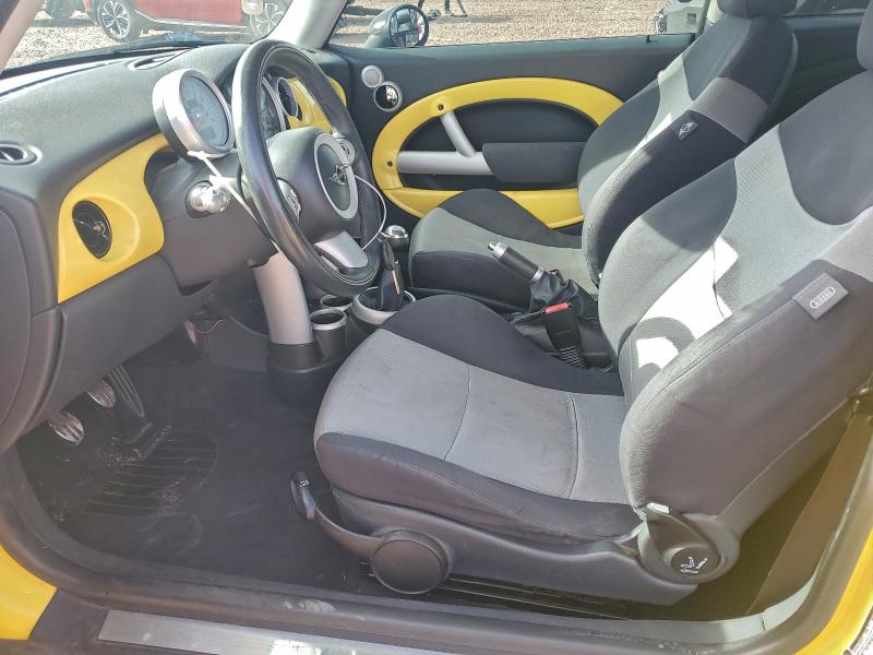 Photo 7 from auction – 2005 MINI COOPER S with VIN WMWRE33575TL10005