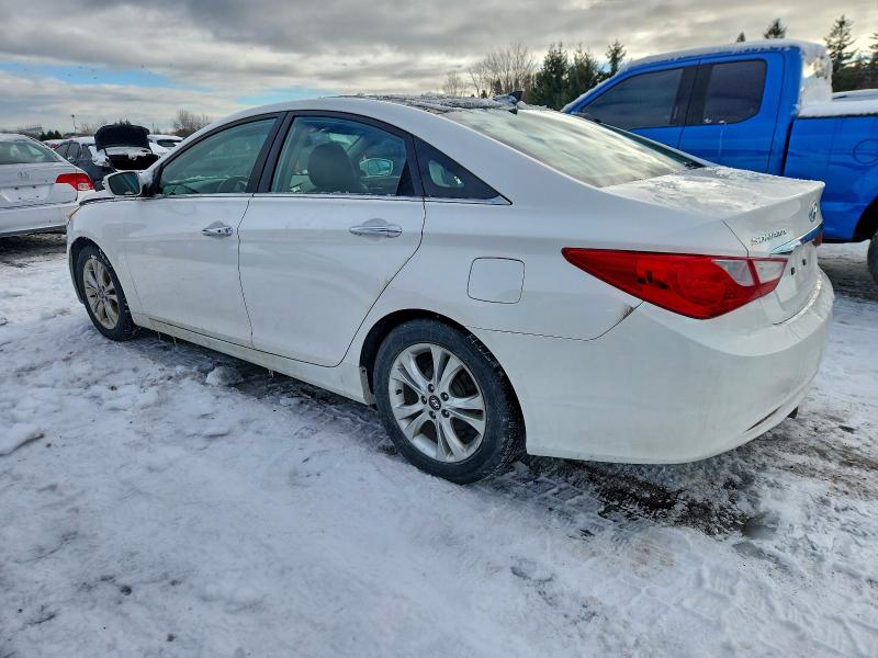 Photo 2 from auction – 2013 HYUNDAI SONATA with VIN 5NPEC4AC6DH603976