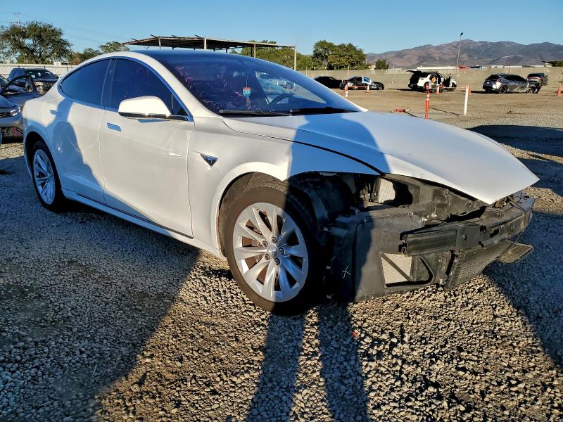 Photo 4 from auction – 2018 TESLA MODEL S with VIN 5YJSA1E28JF281800