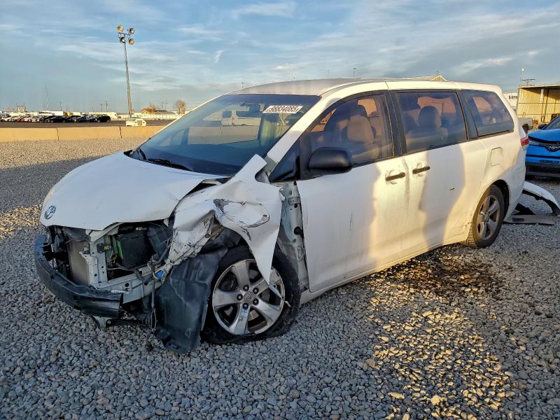 2011 Toyota Sienna