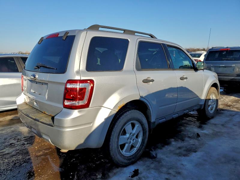 Photo 3 from auction – 2012 FORD ESCAPE XLT with VIN 1FMCU0D72CKA27343